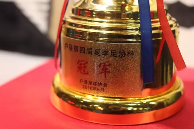 冯远征谈人艺选角难题：高身材标准致演艺人才匮乏